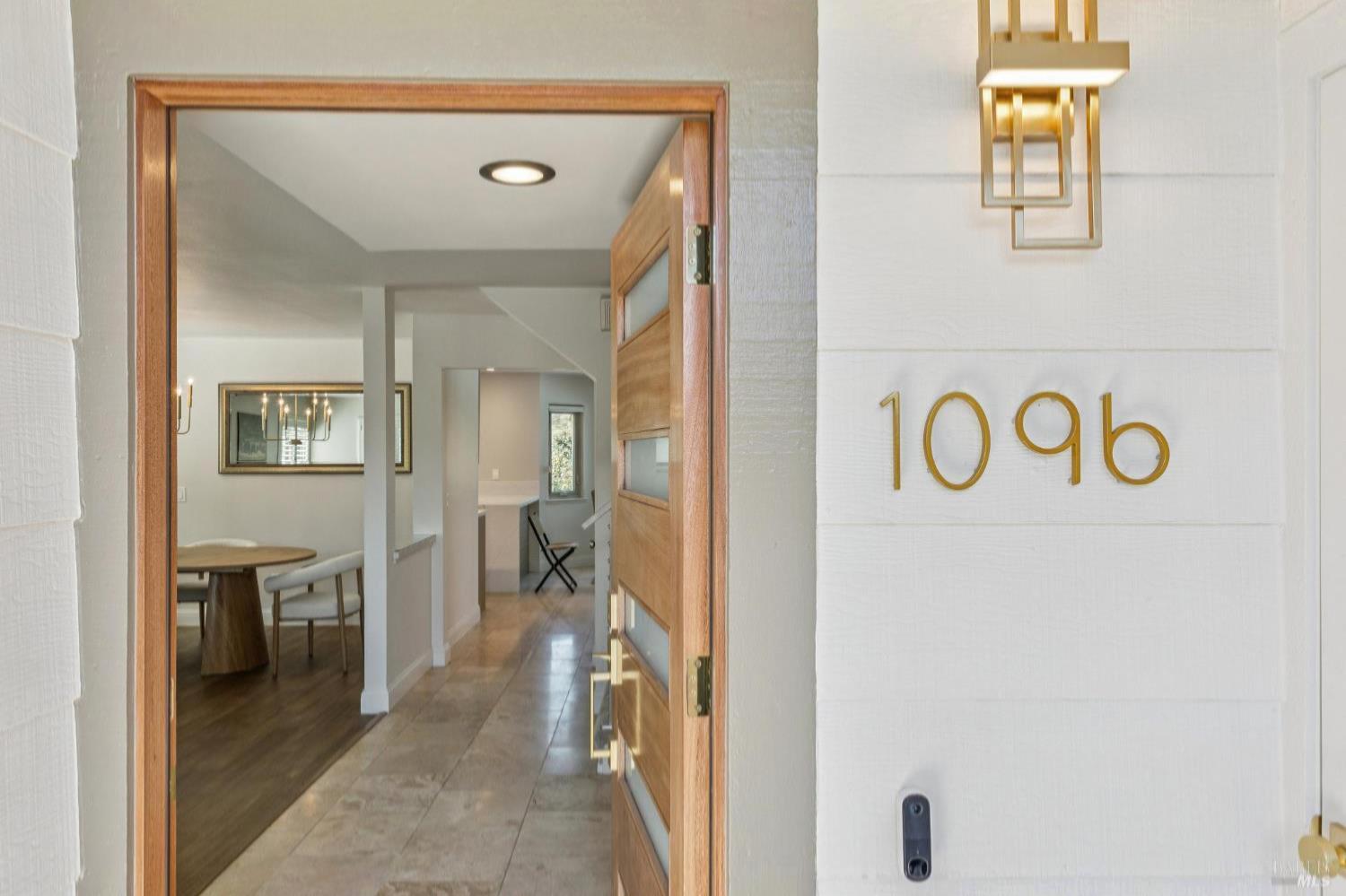 1096 Alpine Court Napa CA 94558
