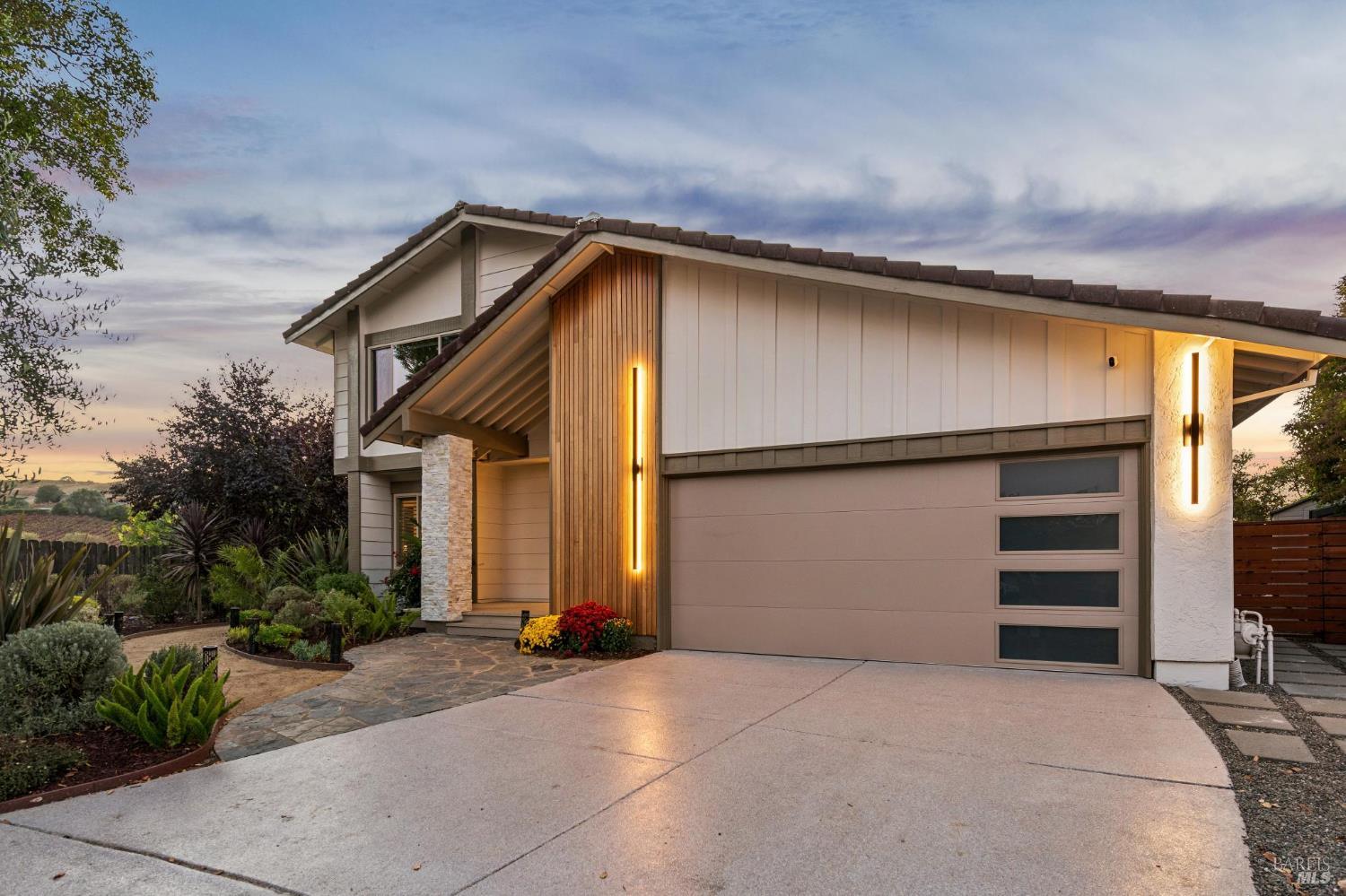 1096 Alpine Court Napa CA 94558