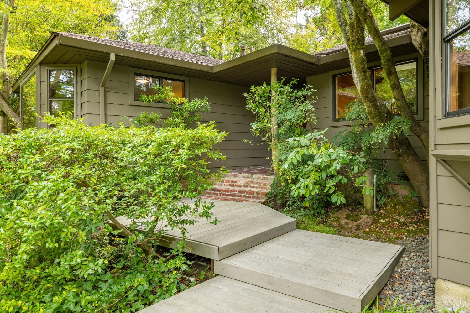 5760 Cuneo Court Santa Rosa CA 95401