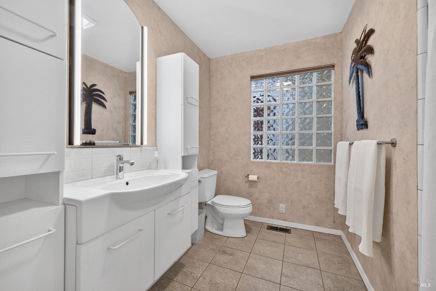 5760 Cuneo Court Santa Rosa CA 95401