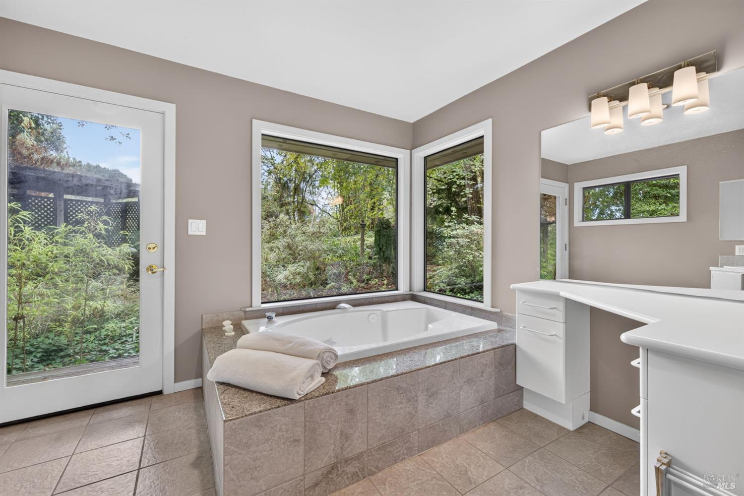 5760 Cuneo Court Santa Rosa CA 95401