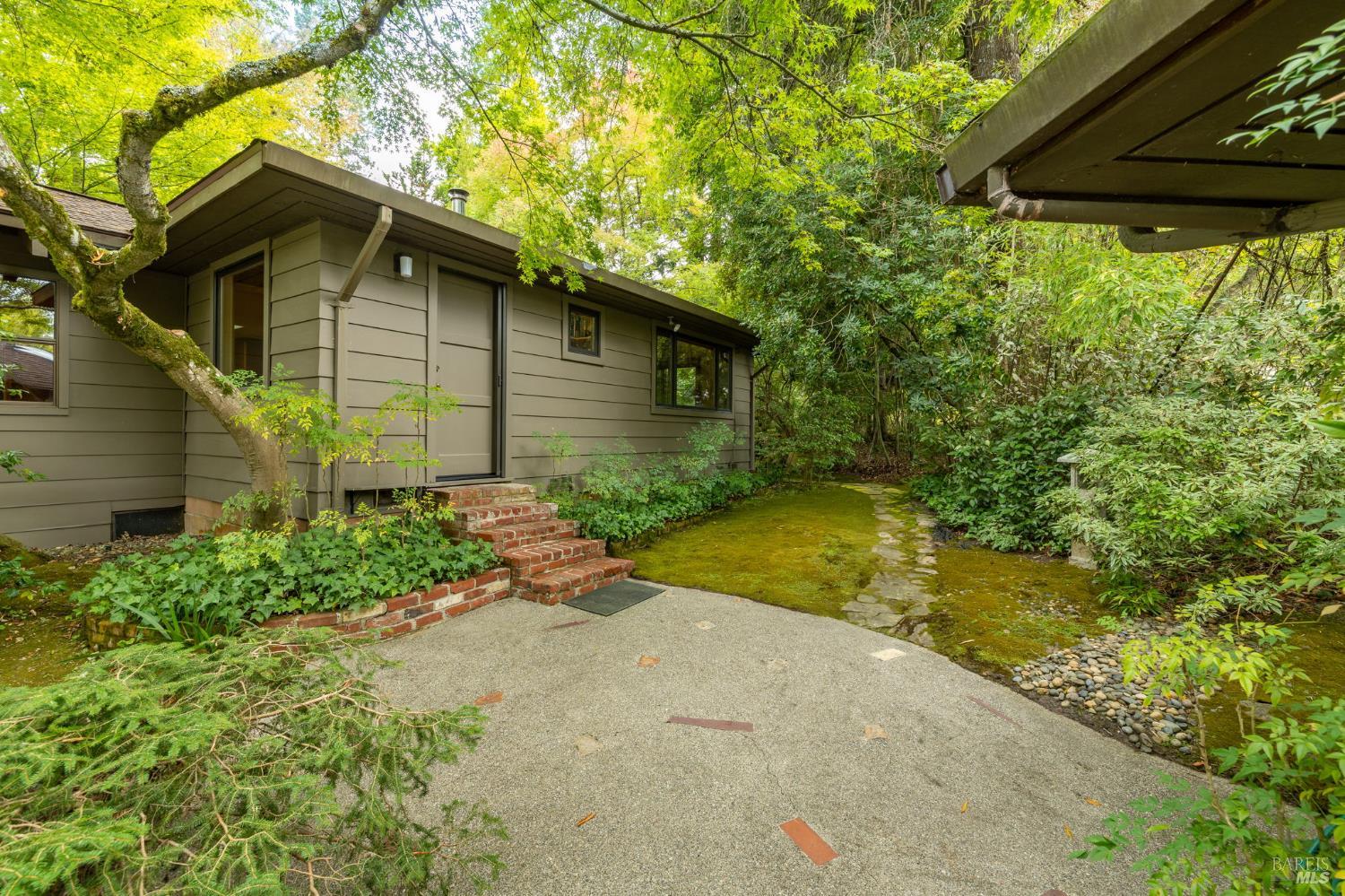 5760 Cuneo Court Santa Rosa CA 95401