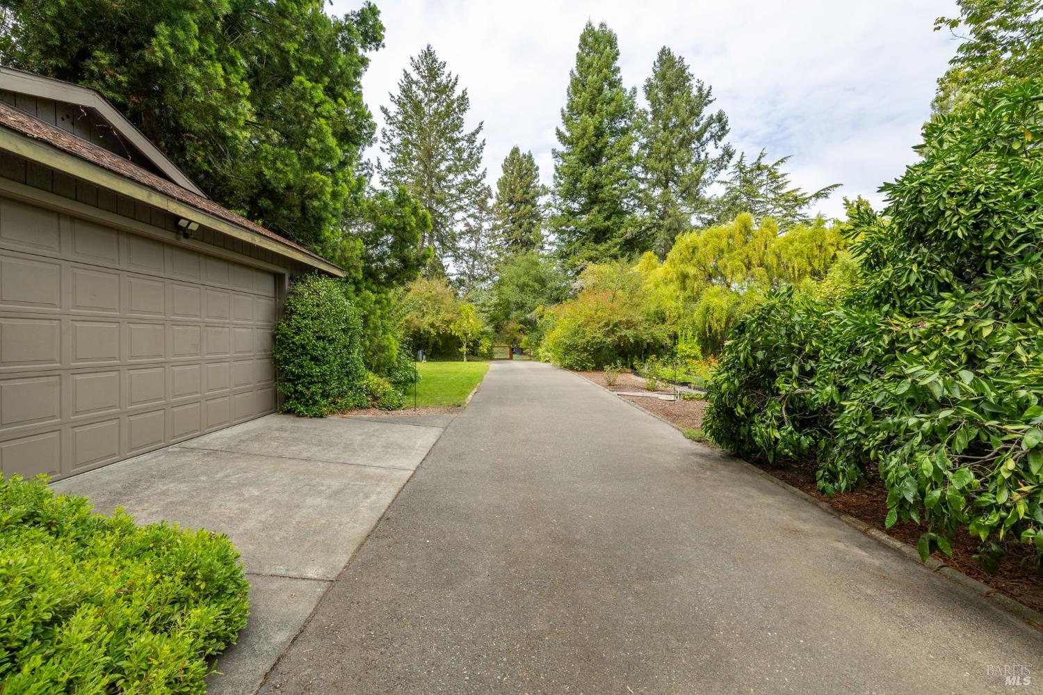 5760 Cuneo Court Santa Rosa CA 95401