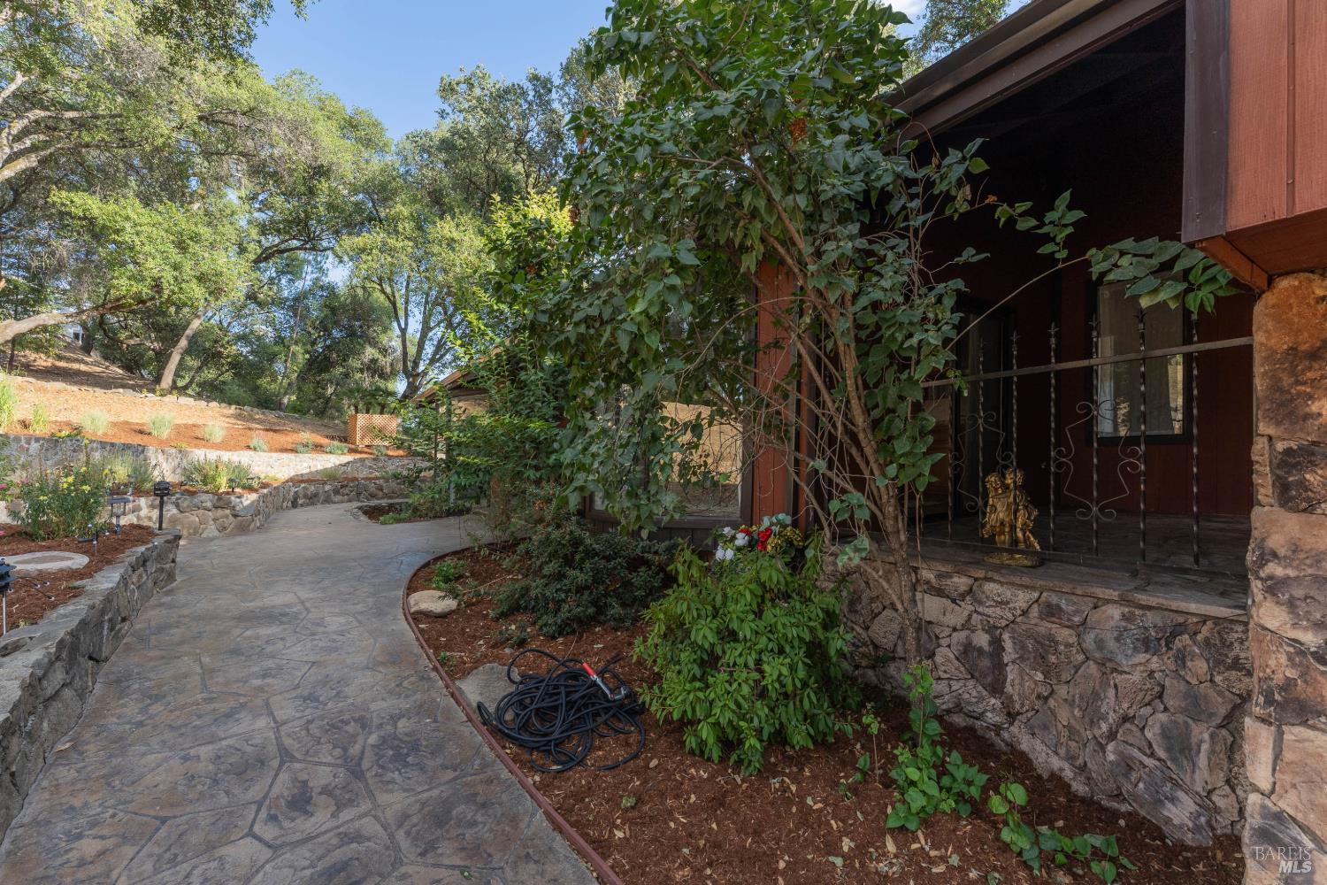 1300 Vista Verde Road Ukiah CA 95482