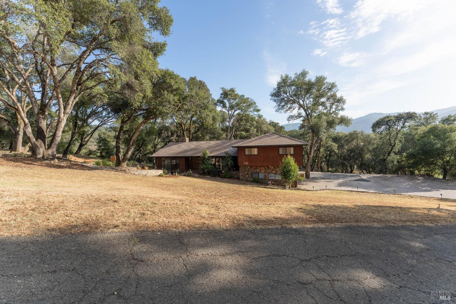 1300 Vista Verde Road Ukiah CA 95482
