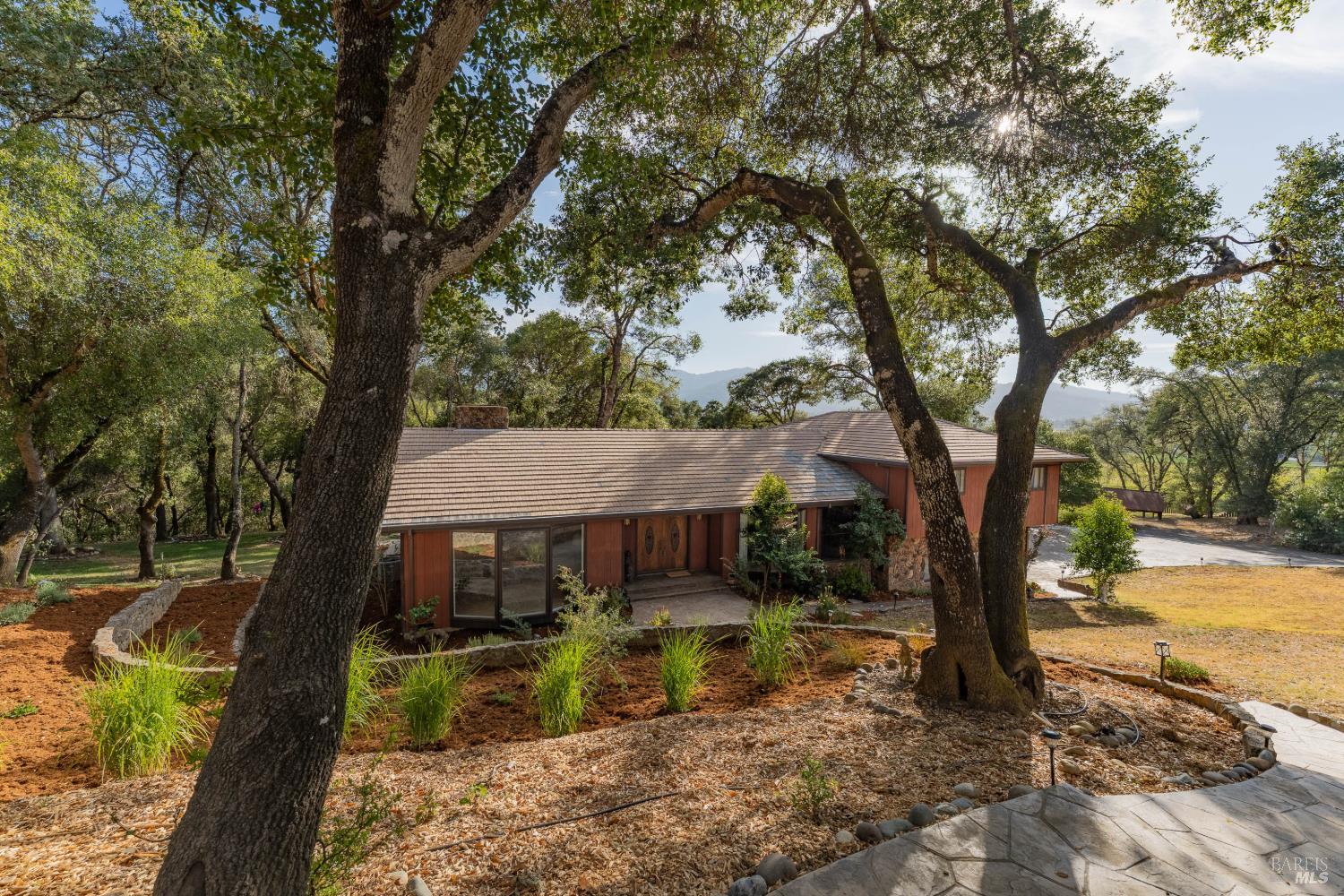 1300 Vista Verde Road Ukiah CA 95482