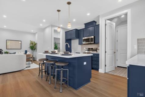 2442 Linwood Avenue Santa Rosa CA 95404