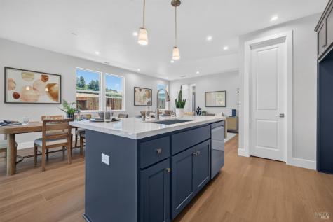 2442 Linwood Avenue Santa Rosa CA 95404
