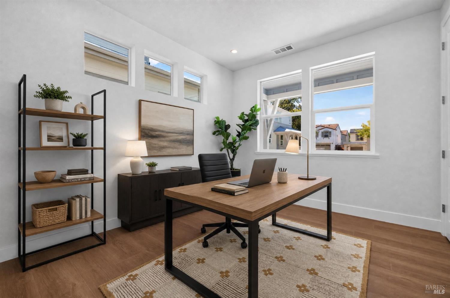 2442 Linwood Avenue Santa Rosa CA 95404