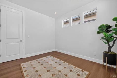 2442 Linwood Avenue Santa Rosa CA 95404