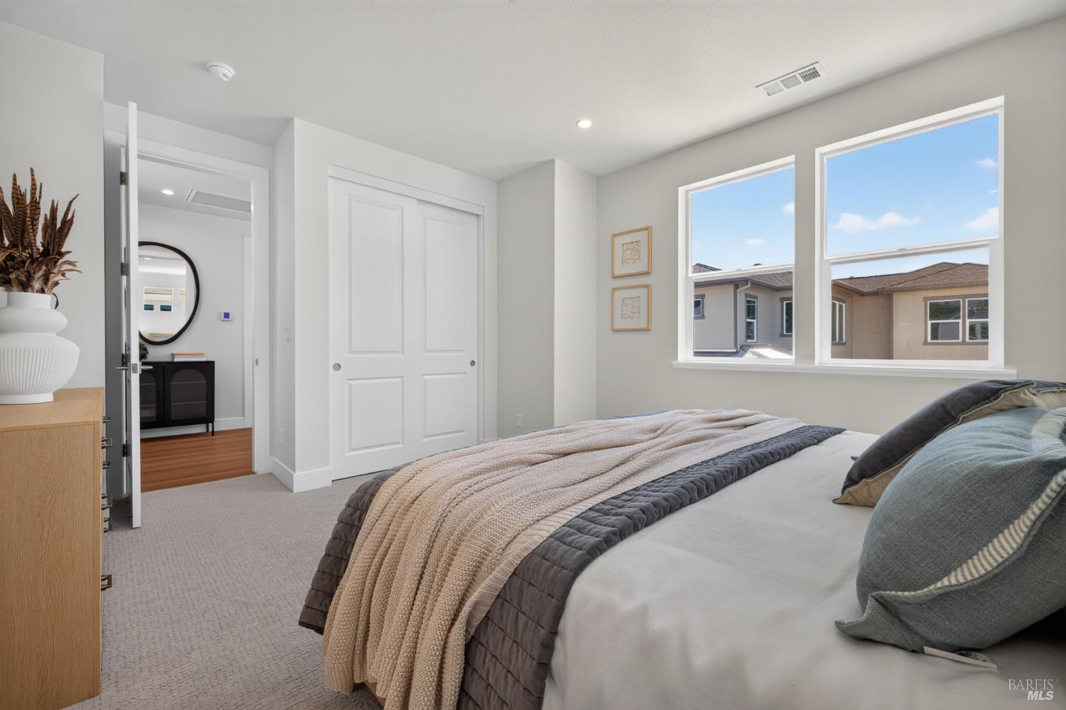 2442 Linwood Avenue Santa Rosa CA 95404