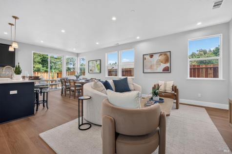 2442 Linwood Avenue Santa Rosa CA 95404