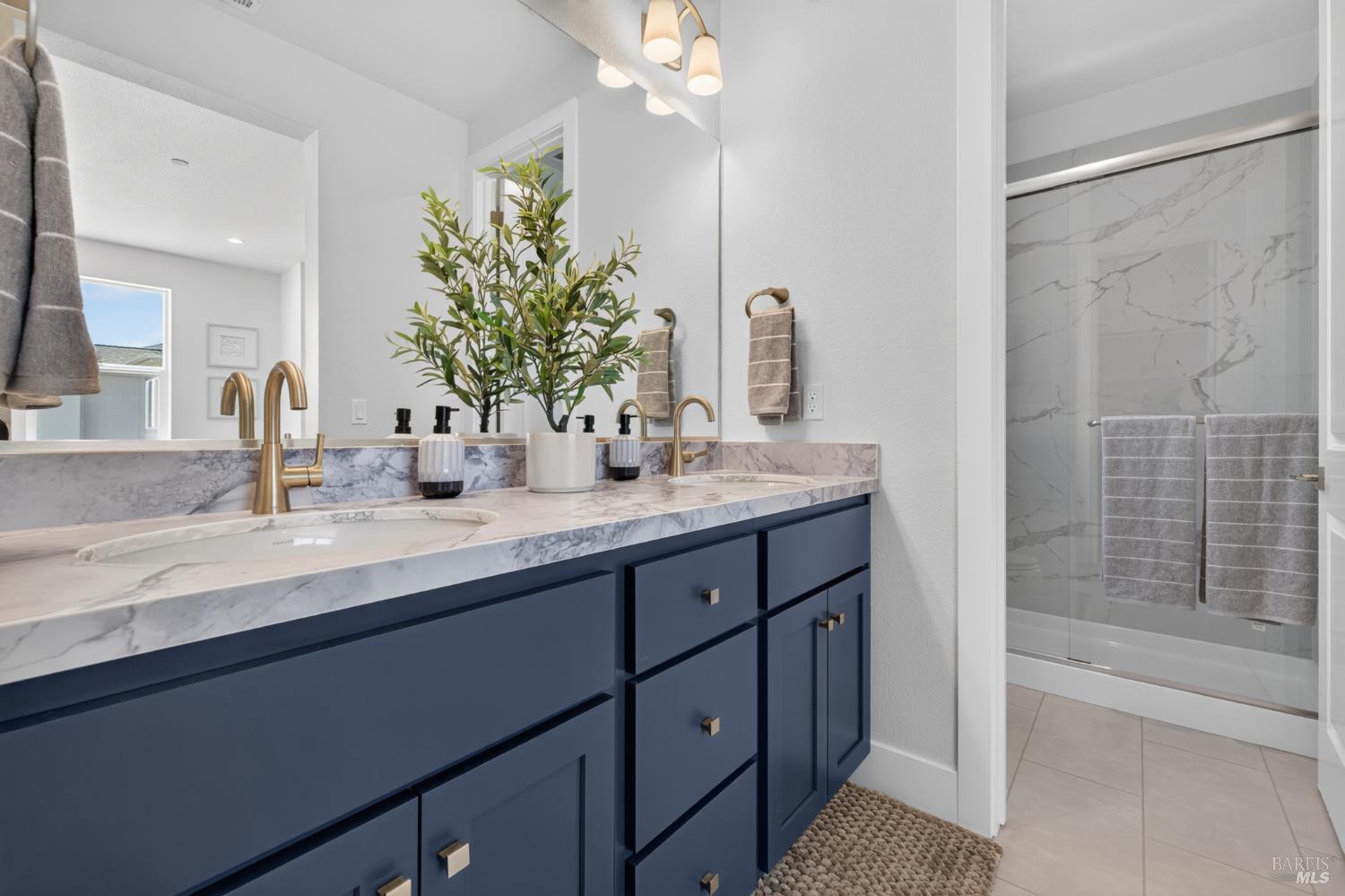 2442 Linwood Avenue Santa Rosa CA 95404