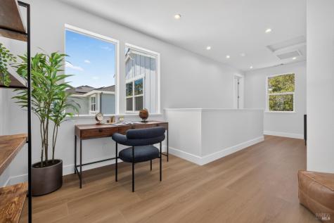 2442 Linwood Avenue Santa Rosa CA 95404