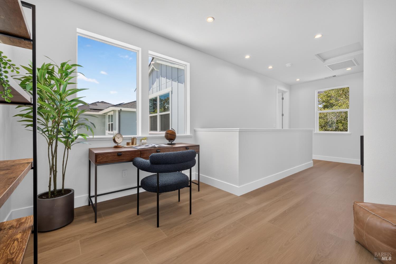 2442 Linwood Avenue Santa Rosa CA 95404