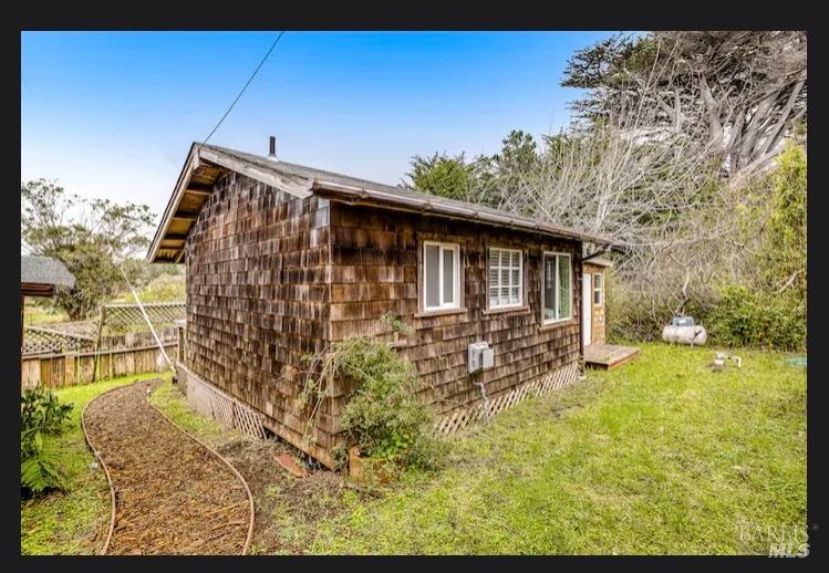 15301 Caspar Road Caspar CA 95420