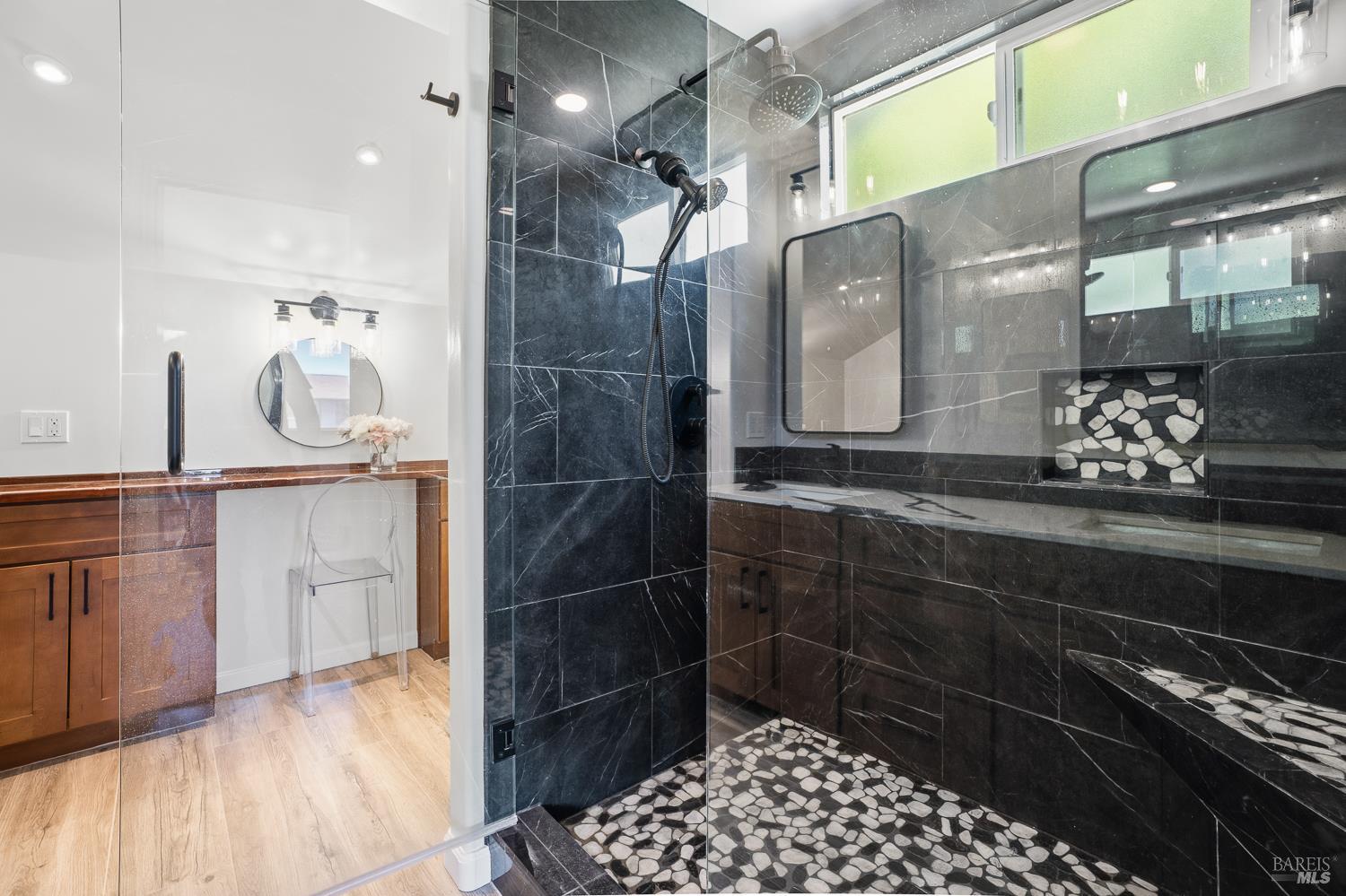 660 Capps Lane Ukiah CA 95482