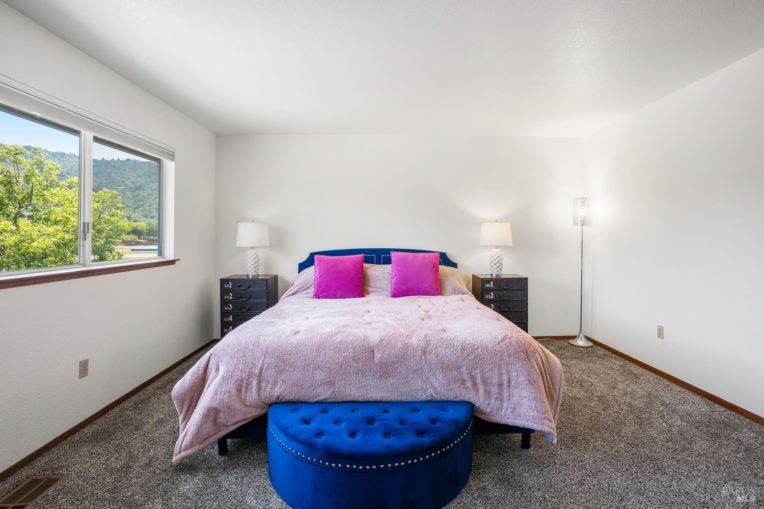 660 Capps Lane Ukiah CA 95482
