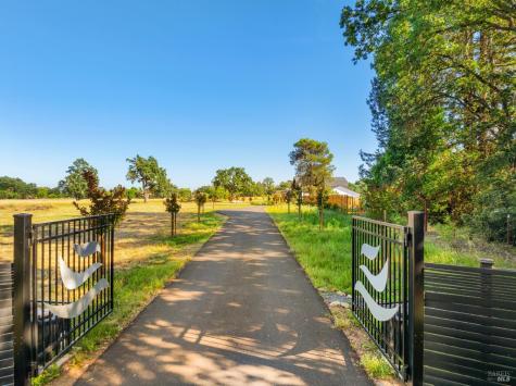 1100 Craig Avenue Sonoma CA 95476