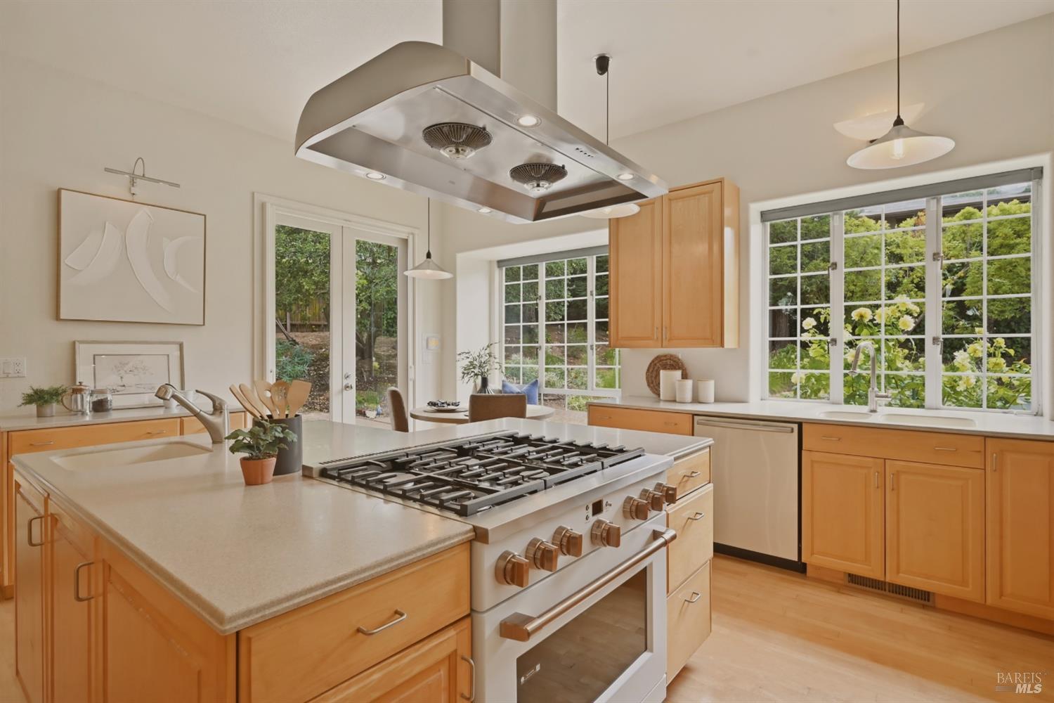 10 Via Del Arroyo Napa CA 94559