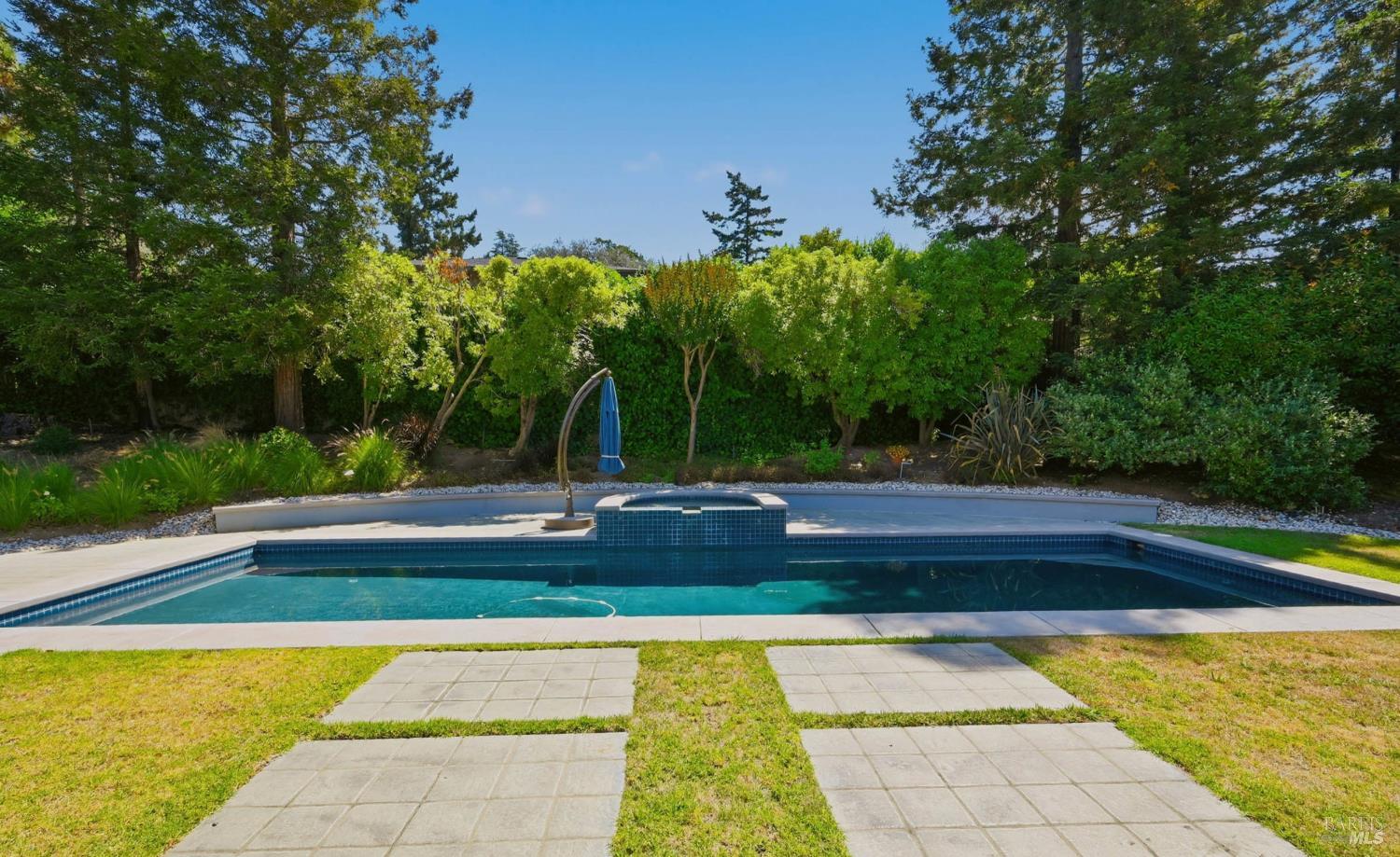10 Via Del Arroyo Napa CA 94559