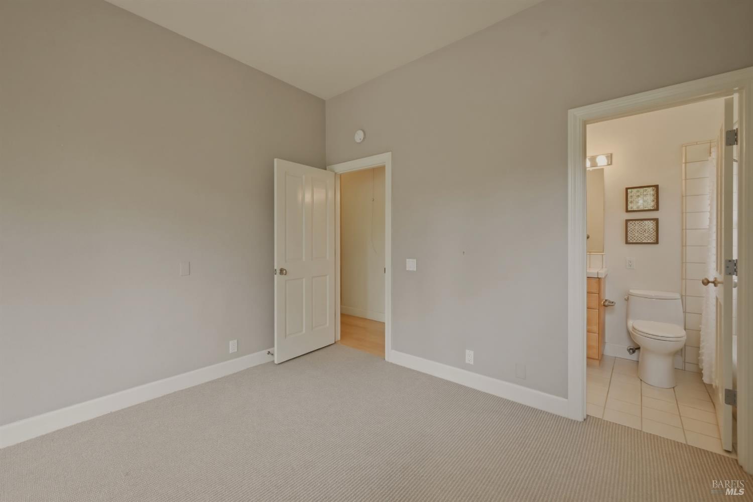 10 Via Del Arroyo Napa CA 94559