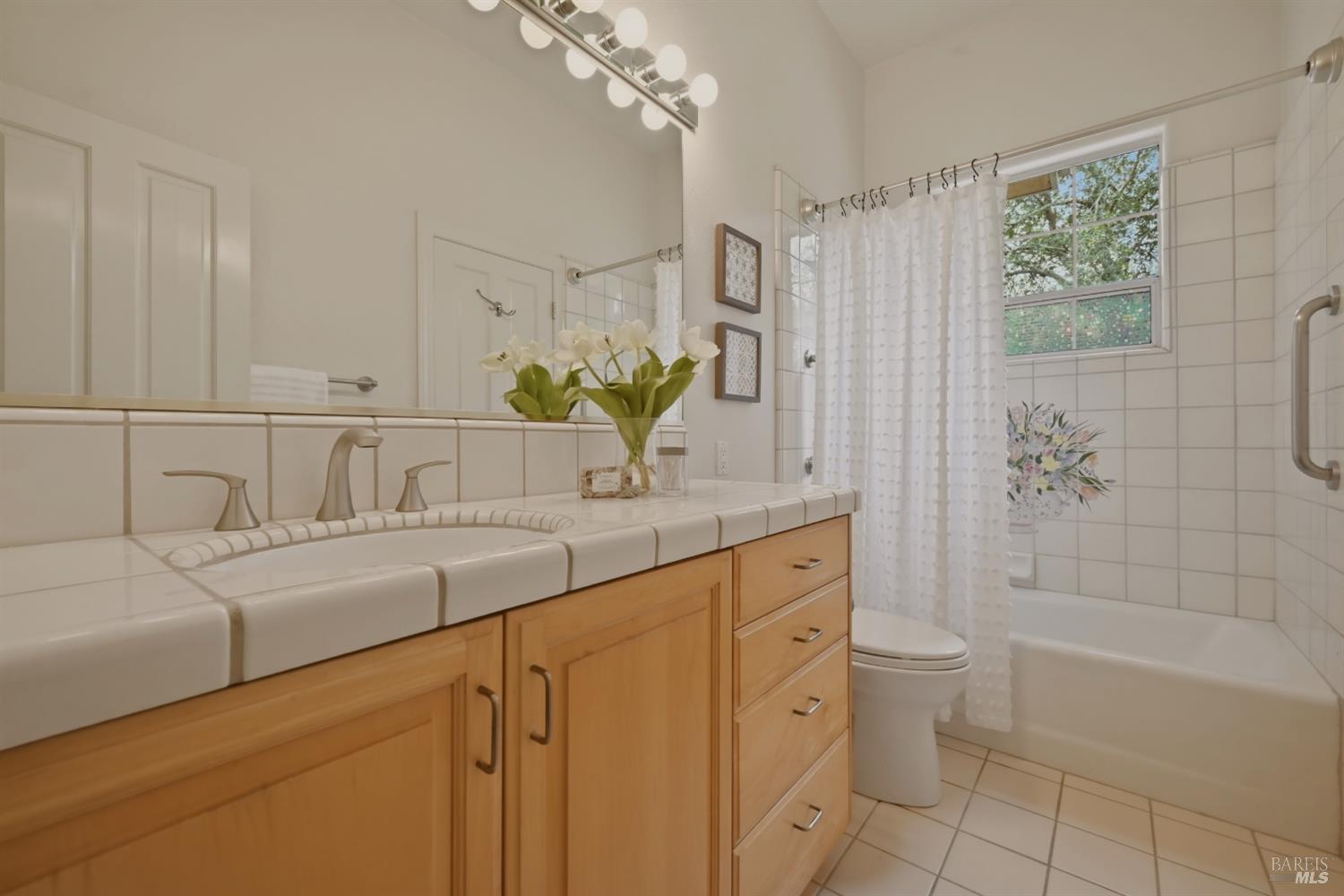 10 Via Del Arroyo Napa CA 94559