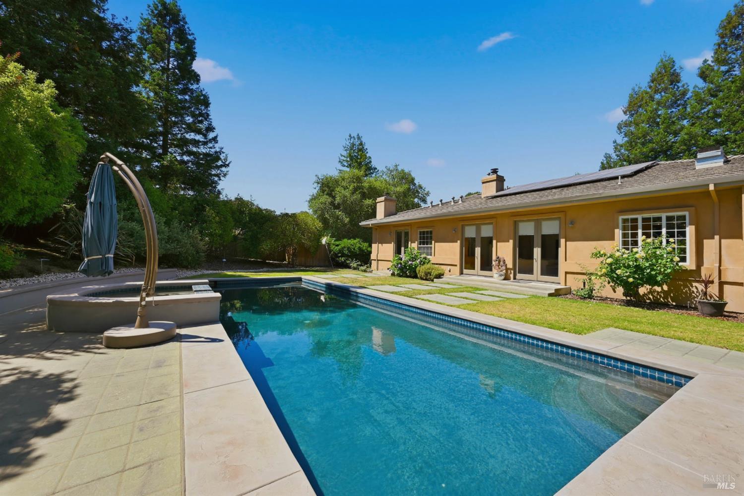 10 Via Del Arroyo Napa CA 94559