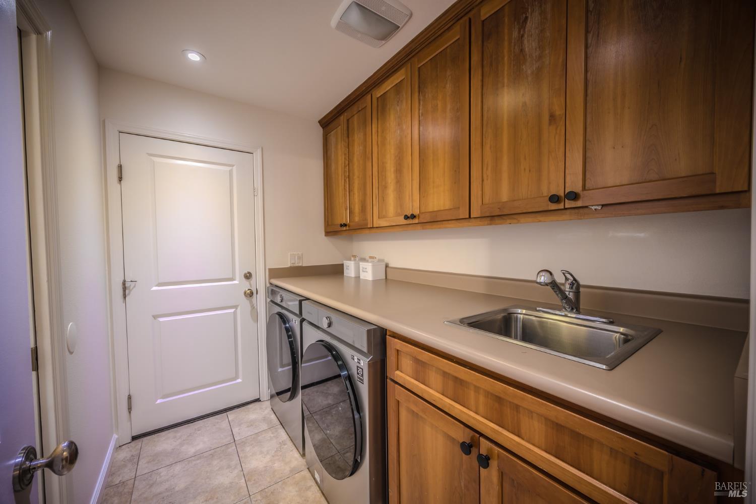 4100 Bisordi Lane Santa Rosa CA 95439