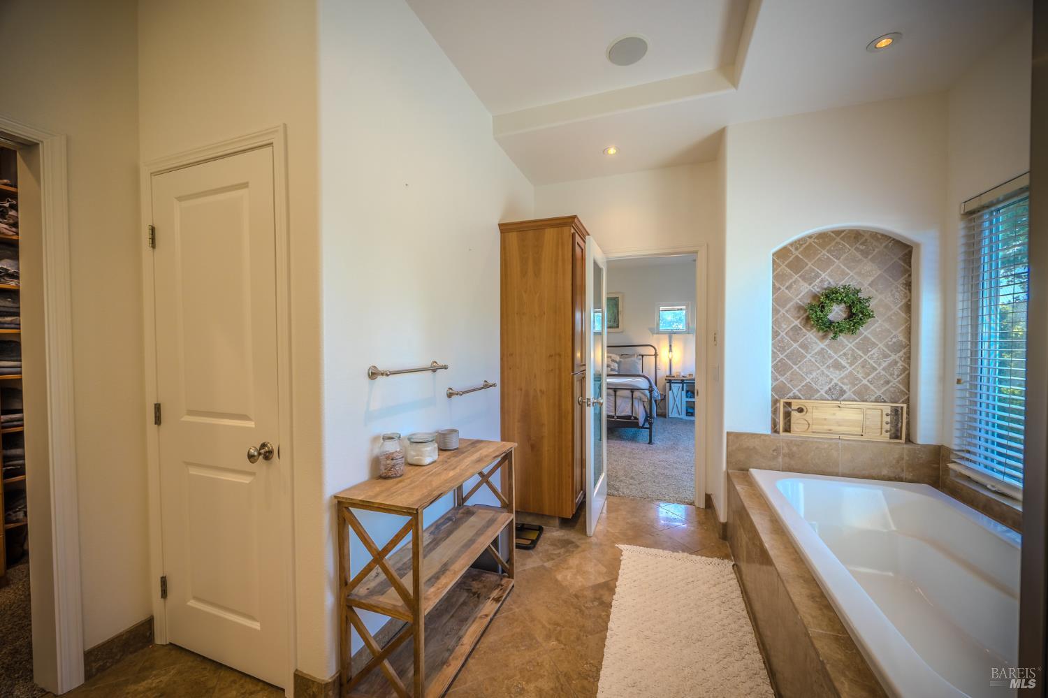 4100 Bisordi Lane Santa Rosa CA 95439
