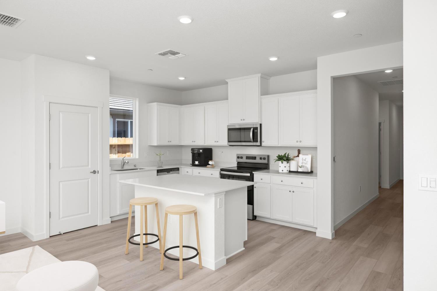 817 Chatham Lane Patterson CA 95363