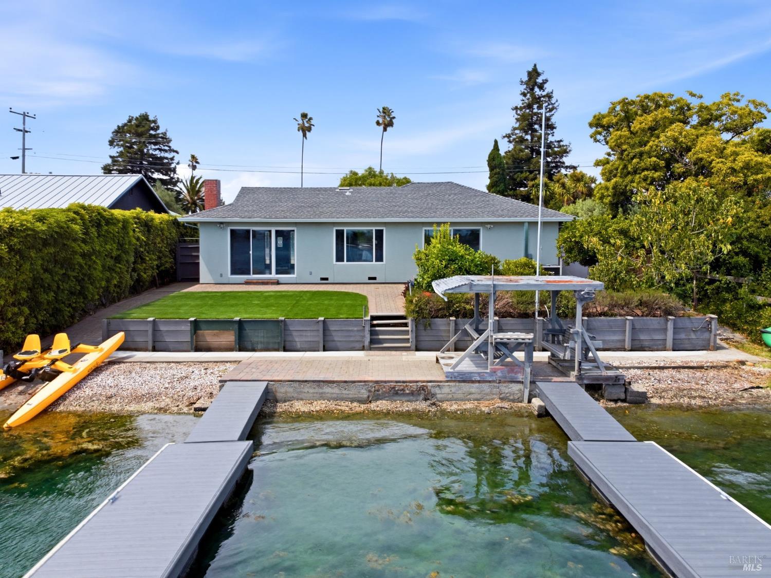 164 Montego Key Novato CA 94949