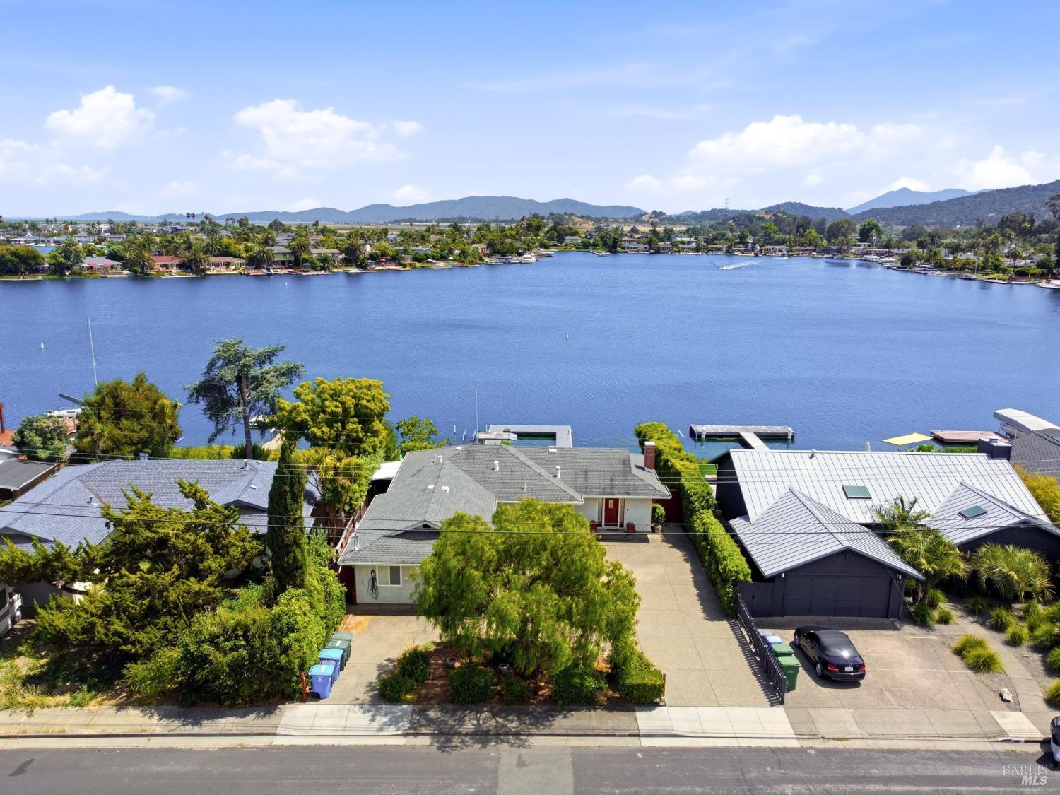 164 Montego Key Novato CA 94949