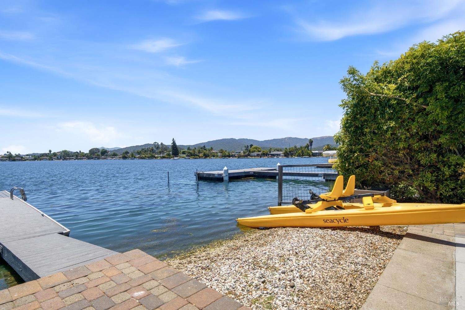 164 Montego Key Novato CA 94949