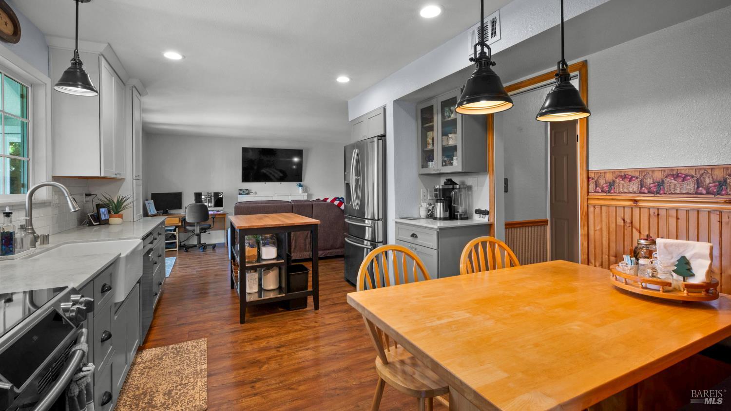 445 Calmace Drive Dixon CA 95620