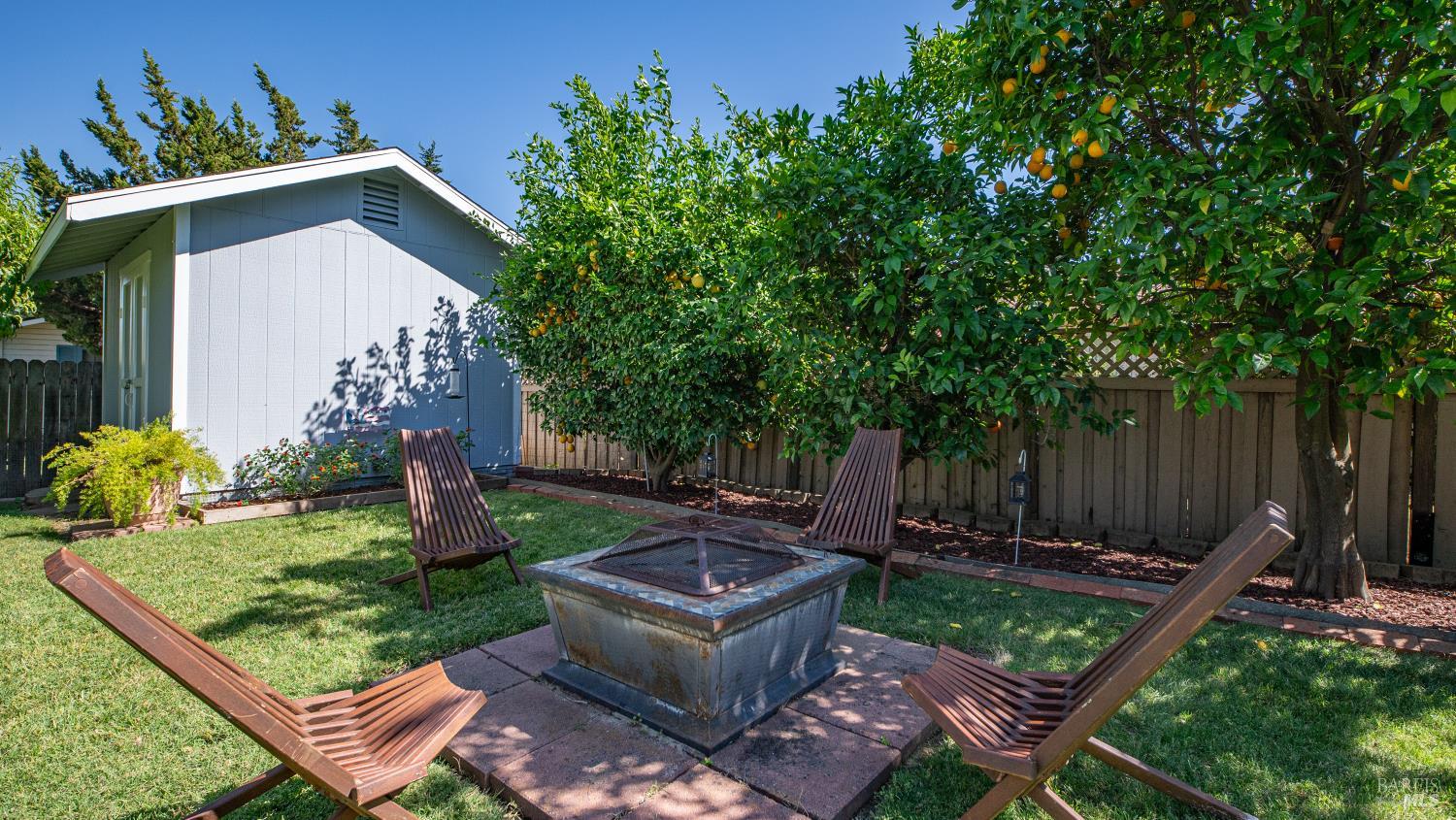 445 Calmace Drive Dixon CA 95620
