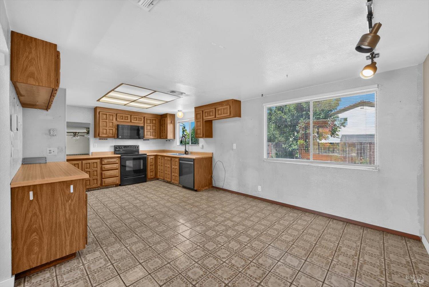 106 Clayton Circle Vacaville CA 95687