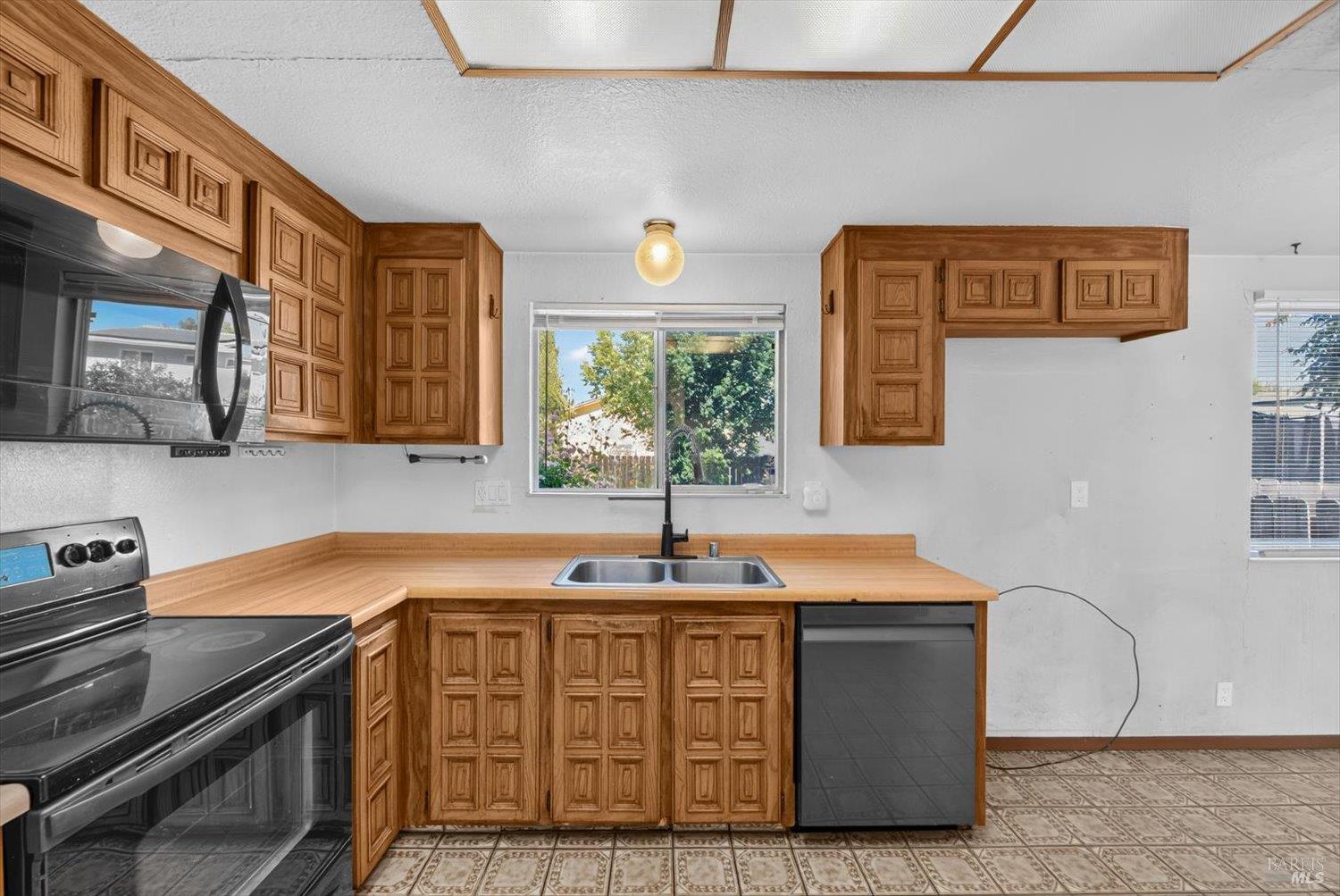 106 Clayton Circle Vacaville CA 95687