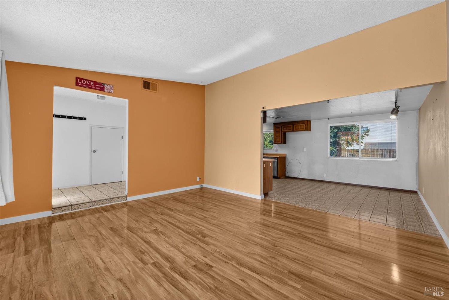 106 Clayton Circle Vacaville CA 95687