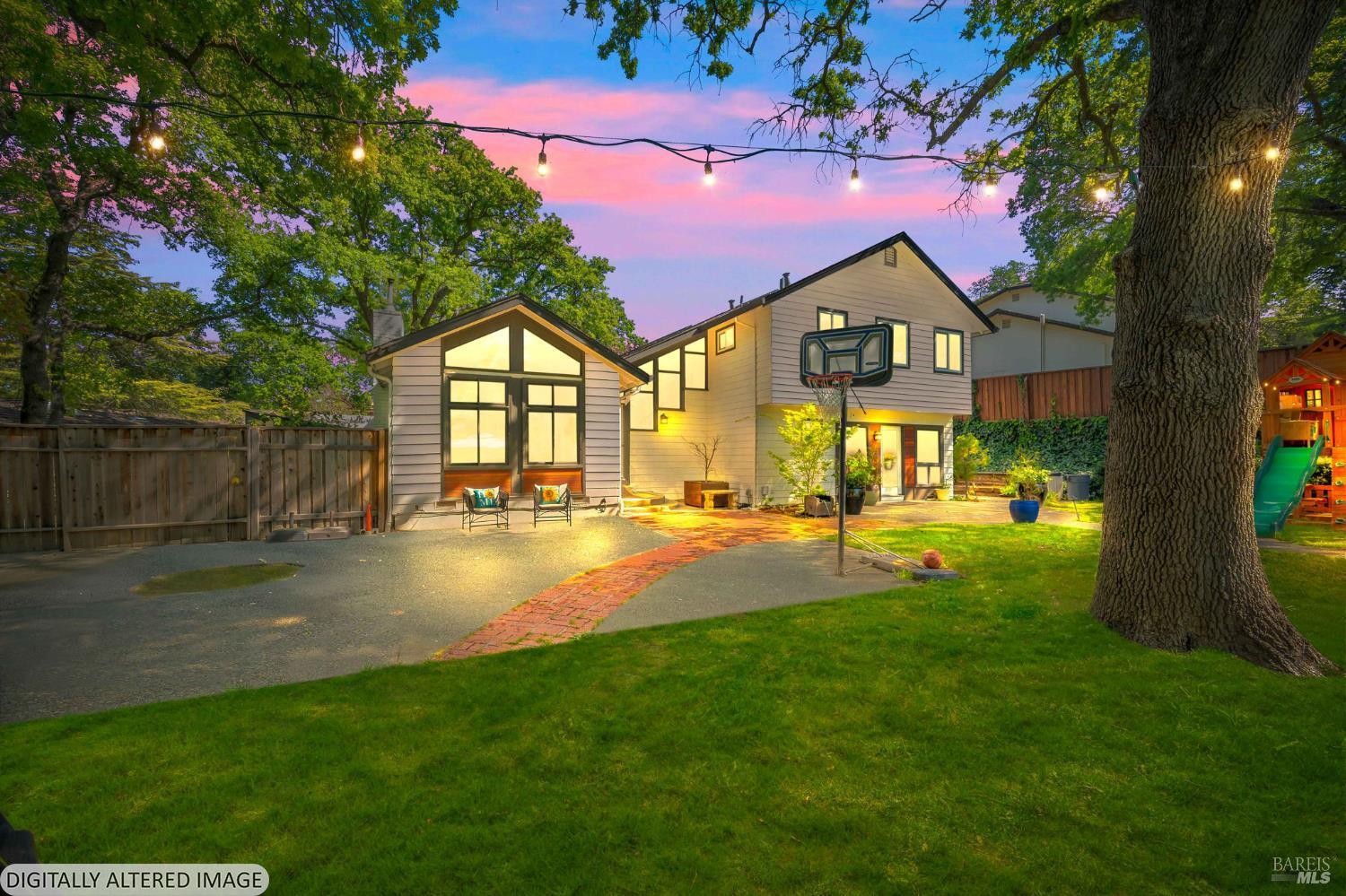 215 Wykoff Drive Vacaville CA 95688