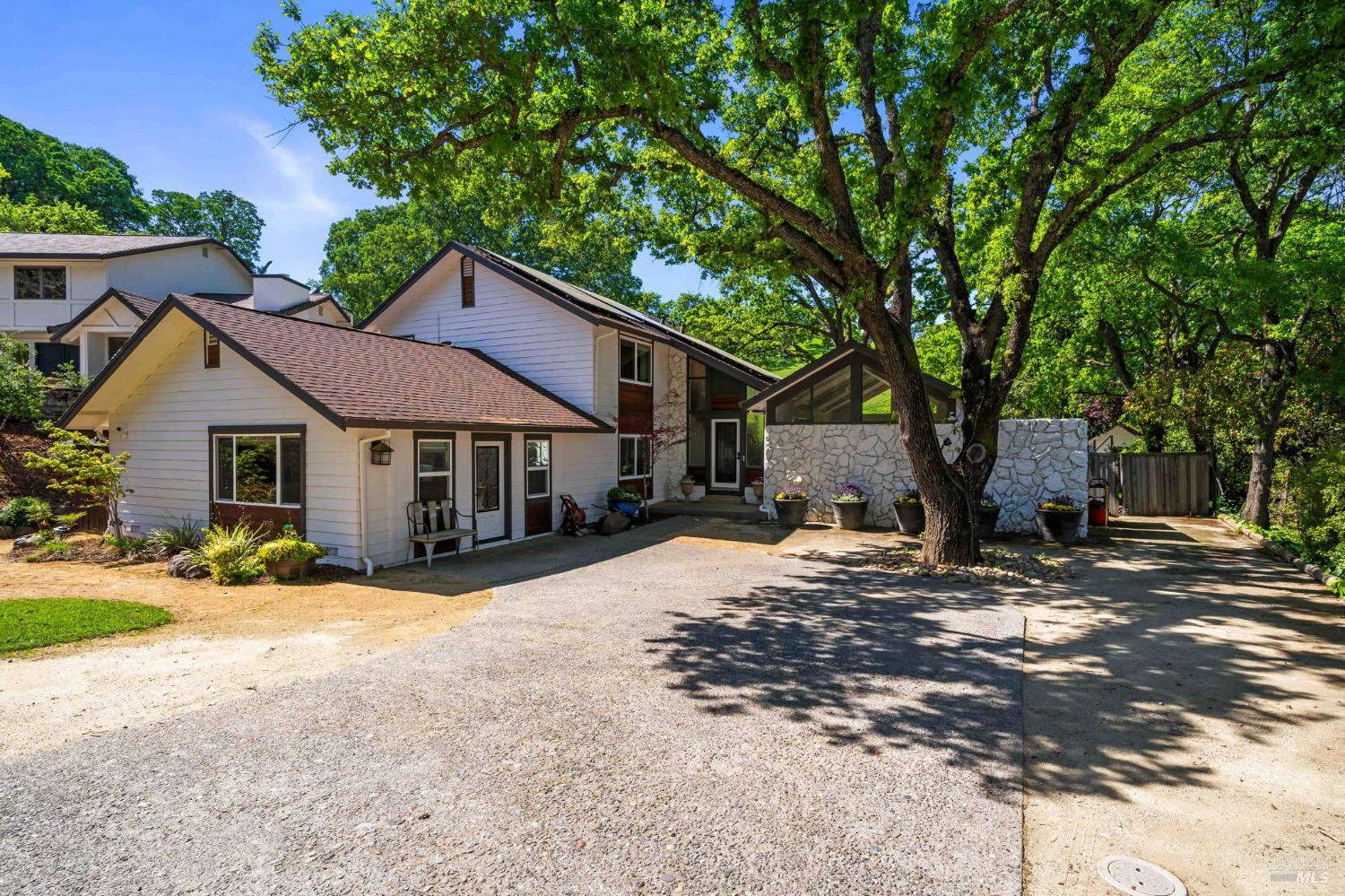 215 Wykoff Drive Vacaville CA 95688