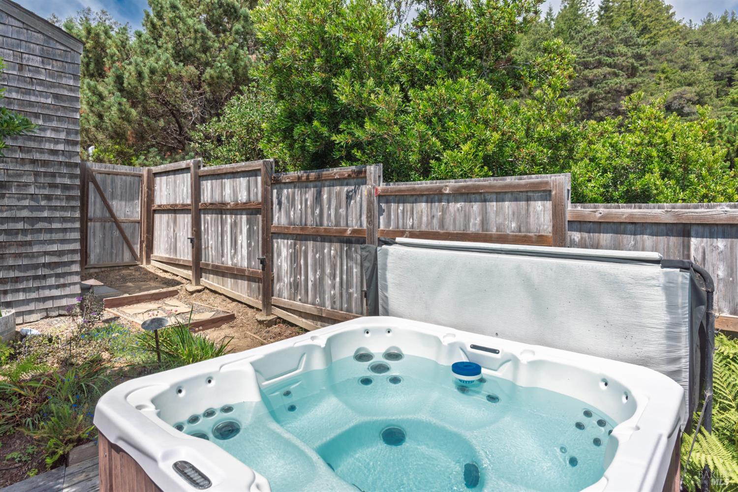 38020 Sentinel Close Road The Sea Ranch CA 95497