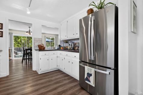 8830 Oak Trail Drive Santa Rosa CA 95409