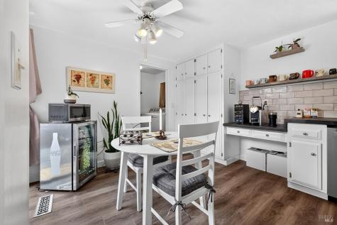 8830 Oak Trail Drive Santa Rosa CA 95409