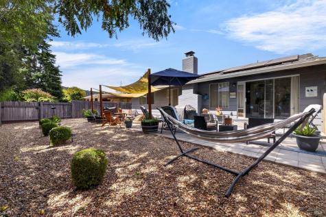8830 Oak Trail Drive Santa Rosa CA 95409