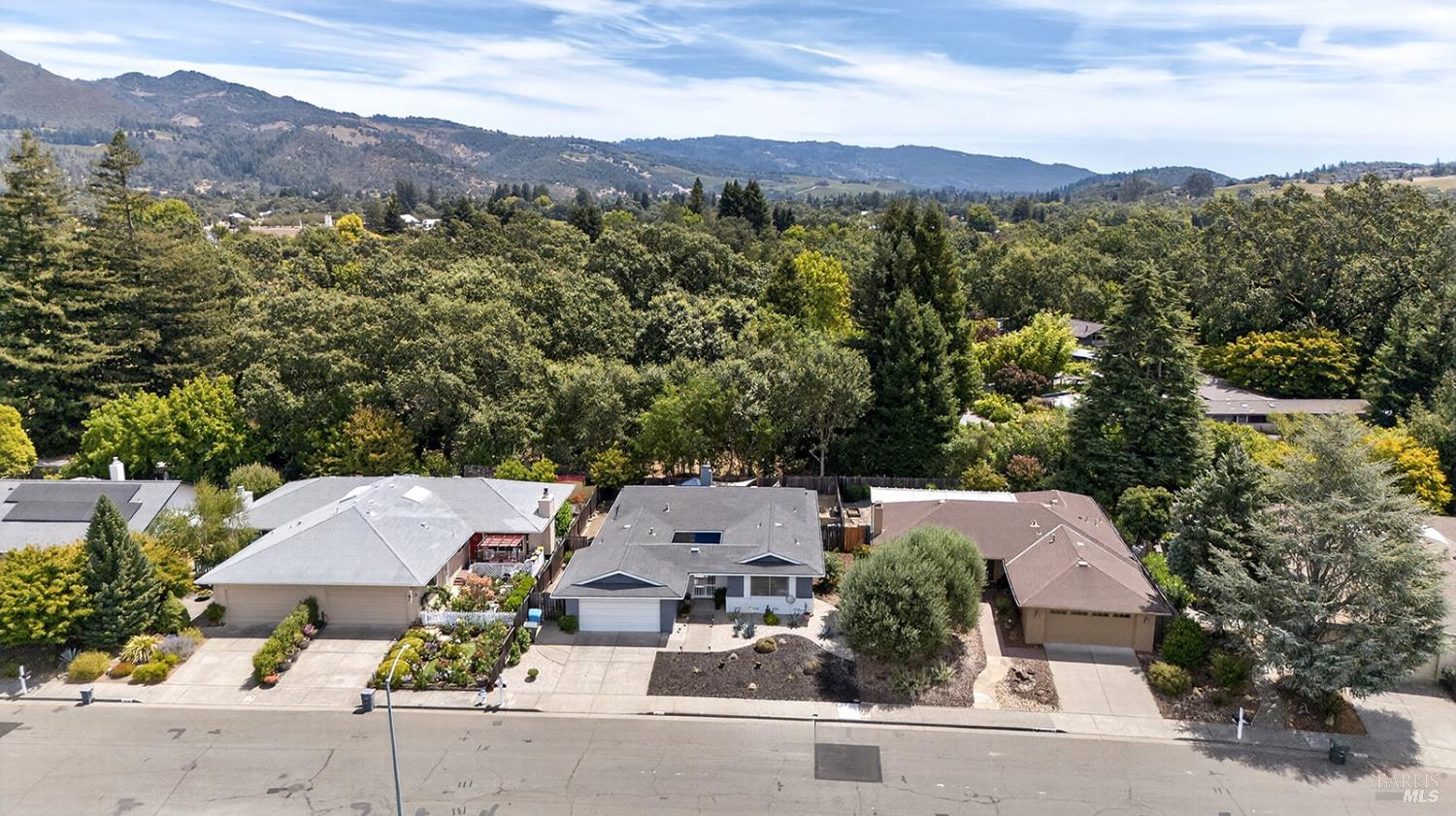 8830 Oak Trail Drive Santa Rosa CA 95409