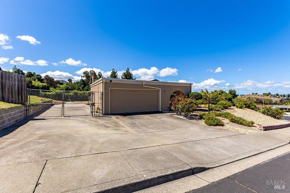 996 Sandpoint Drive Rodeo CA 94572