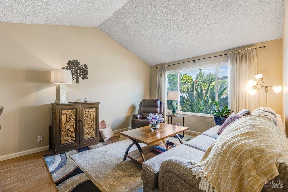 996 Sandpoint Drive Rodeo CA 94572