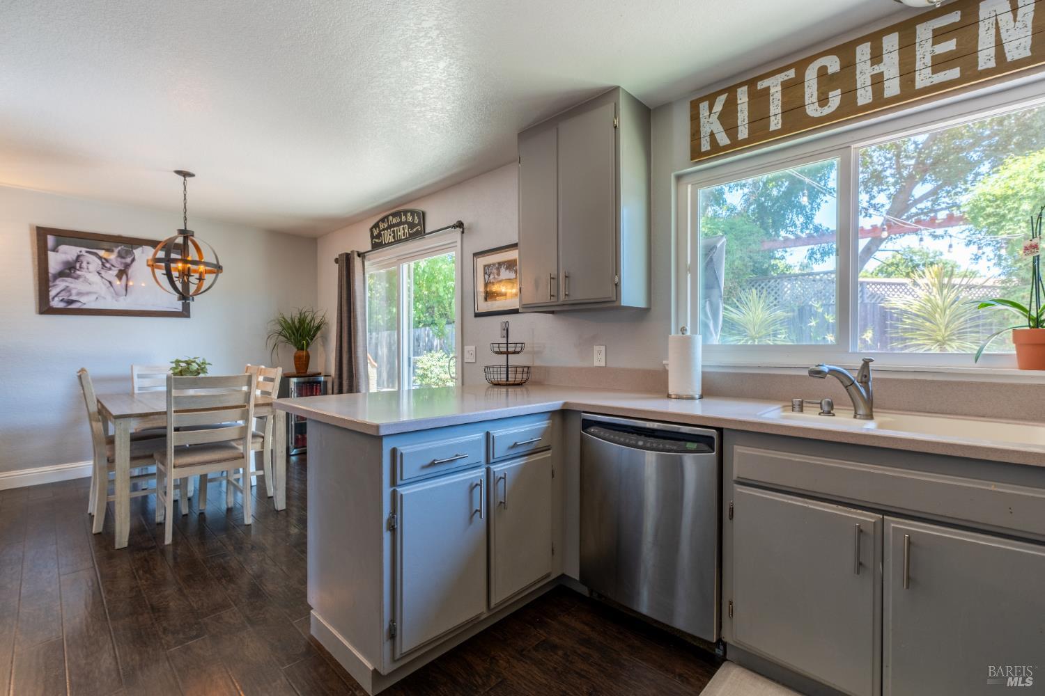 2342 Baggett Court Santa Rosa CA 95401