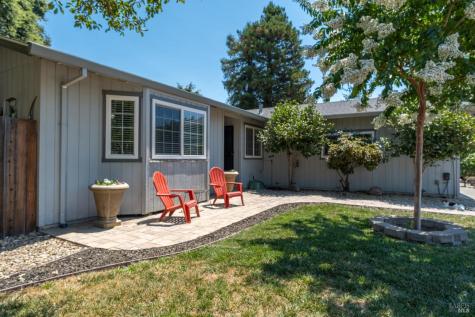 2342 Baggett Court Santa Rosa CA 95401
